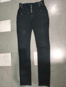 Black High-Waisted Jeans