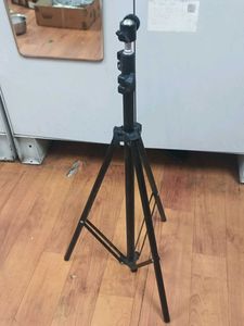 Tripod Stand