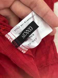Red cinced Waist Top