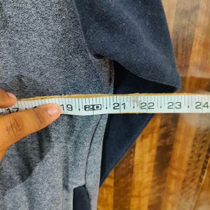 Zara Solid Pullover - Chest 40