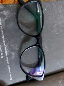 Black 👓