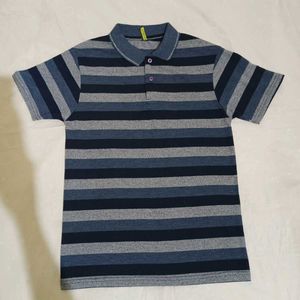 🆕 Collar T-shirt (M)