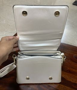 Stylish Evoke Branded Purse For Girls