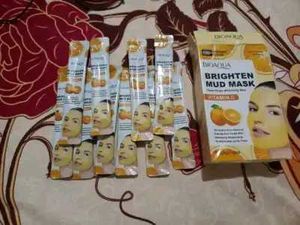 BIOAQUA Brighten Mud Mask