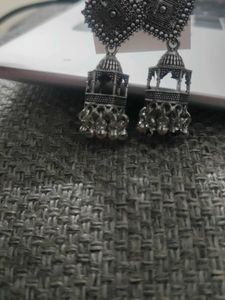 Jhumka Set