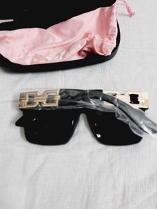 Oriflame Chic Black Square Sunglasses