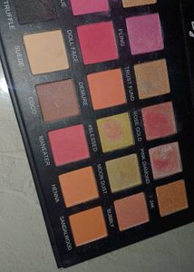 Eyeshadow Palette