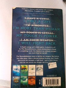 Shatter Me by Tahereh Mafi