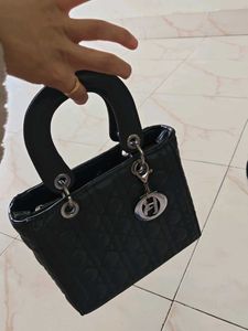 Elegant Black Handbag