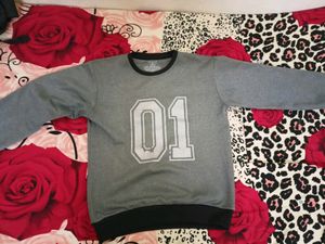 Medium Size Numbered Sweatshirt