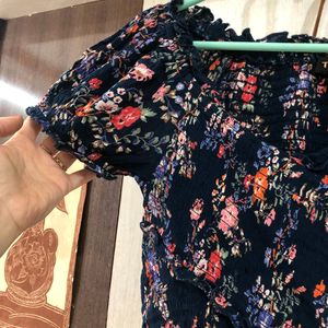 Trends Off shoulder Crop Top