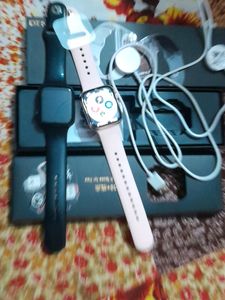 broken his name is 17 with Apple logo and 2 watches brand new dt1 watch k17 watch is broken birth working properly have three games and calculator and second what you did when have lock password and