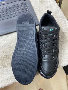 Black Sneakers