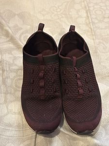 Sketchers Running Shoes