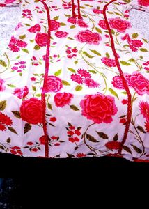 Floral Print Kurta Set With Saree