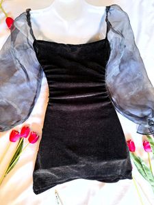 Price Drop!!SSS Black Velvet Bodycon Dress