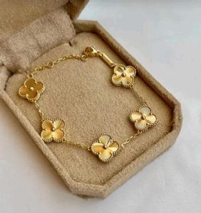 18k Gold Van Cleef Clover Bracelet Anti Tarnish