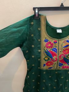Green Kurti