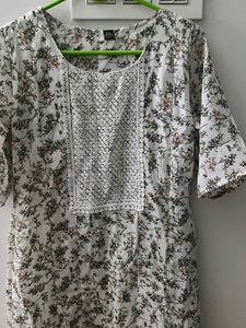 Floral Print Dress with Lace