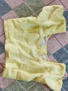 Yellow Embellished Saree💛