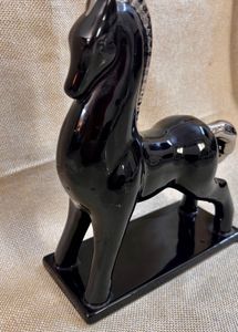 Home Center Black Horse Showpiece