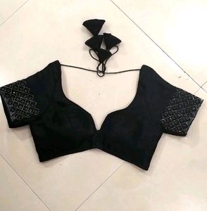 Black Deep Neck Blouse 🌹