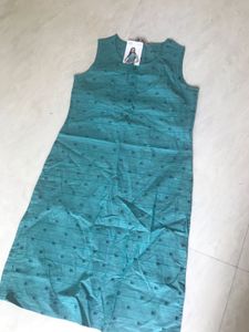 Sleeveless Blue Kurti