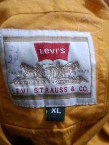 Levi&#39;s Yellow Button-Down Shirt