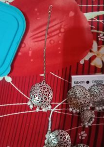 Ledies Nackless Set With Mangtika