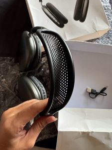 wireless headphones