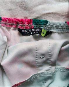 Floral Button-Down Crop Top