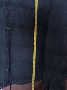 Men&#39;s Textured Black Casual Shirt | L