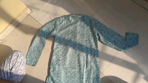 Aqua &amp; White Embroidered Kurta