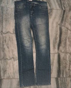 Jeans -(Size 32)