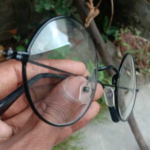 Round Frame Glasses
