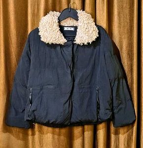 Jacket with 2 Side Zipper Pockets Size 42 inches