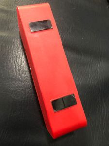 GUESS Portable Speaker