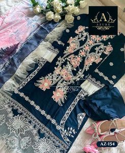 Ethnic Pakistani Suit