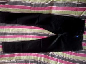 black skinny jeans