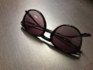 Stylish Black Round Sunglasses