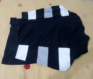 Black &amp; white Men T Shirt