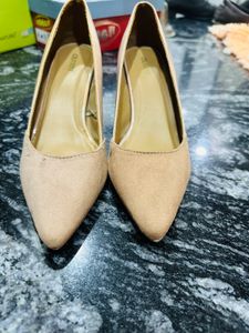 Bally Heels