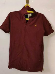 Maroon Collar Tshirt