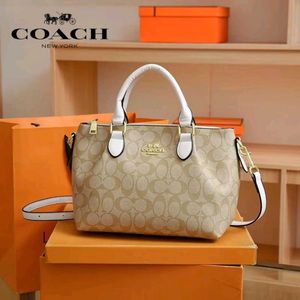 COACH NEW HANDBAG+ SLING WITHOUT BOX