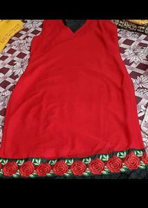 Ladies Sleevless Beautiful Long Kurti With Legging