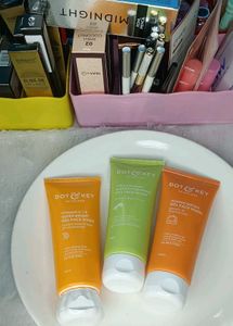 Dot &amp; Key Face Wash 🍬🎂