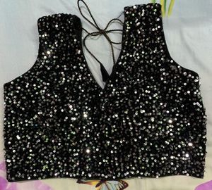 BLACK SEQUENCE EMBROIDERED BLOUSE