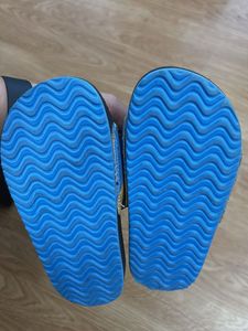 Badtz-Maru Kids&#39; Slides