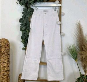 Last Price ☆Classic White Denim Trouser 💸