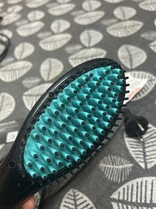 VEGA X-Glam Hair Straightening Brush